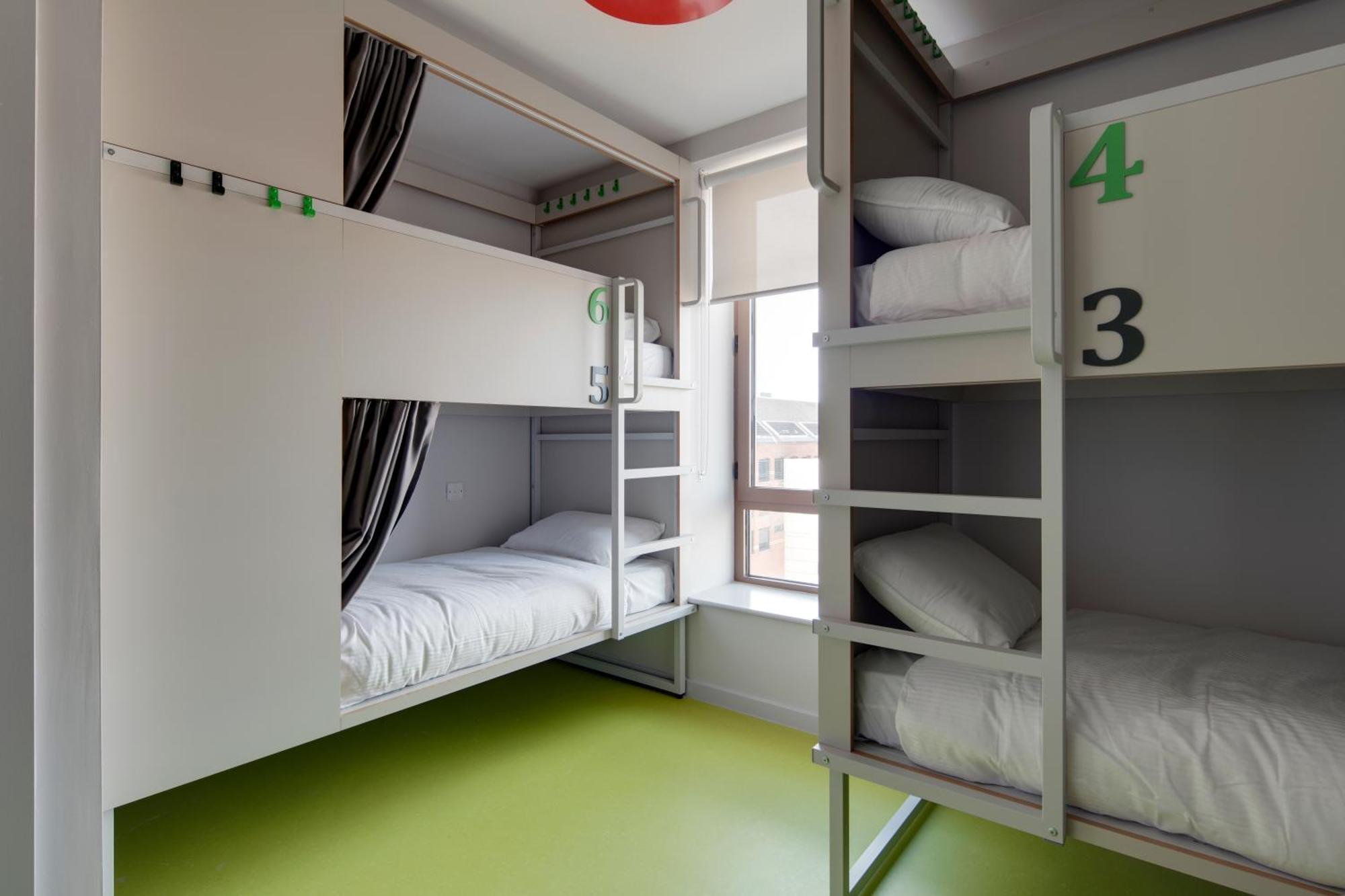 Clink I Lar Hostel Дъблин Екстериор снимка