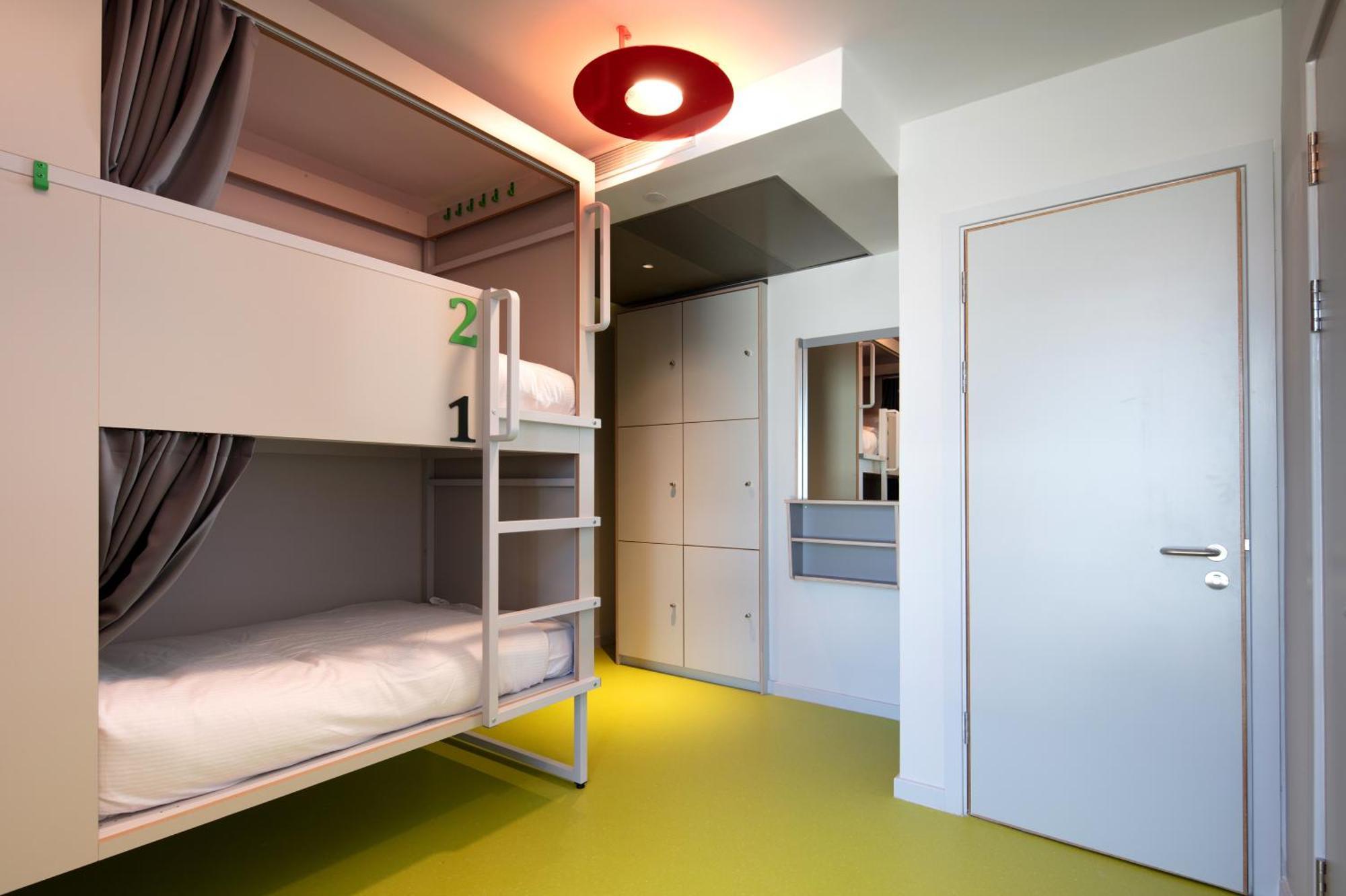 Clink I Lar Hostel Дъблин Екстериор снимка