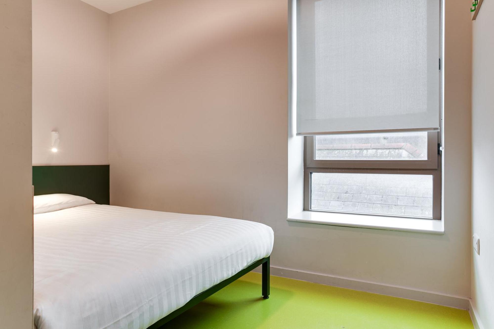 Clink I Lar Hostel Дъблин Екстериор снимка